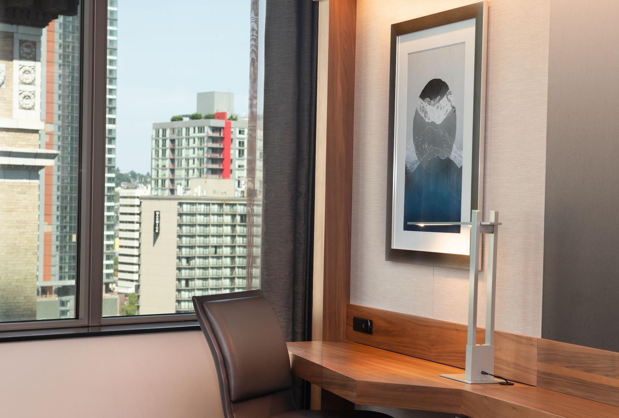 The Charter Hotel Seattle, Curio Collection By Hilton Екстериор снимка