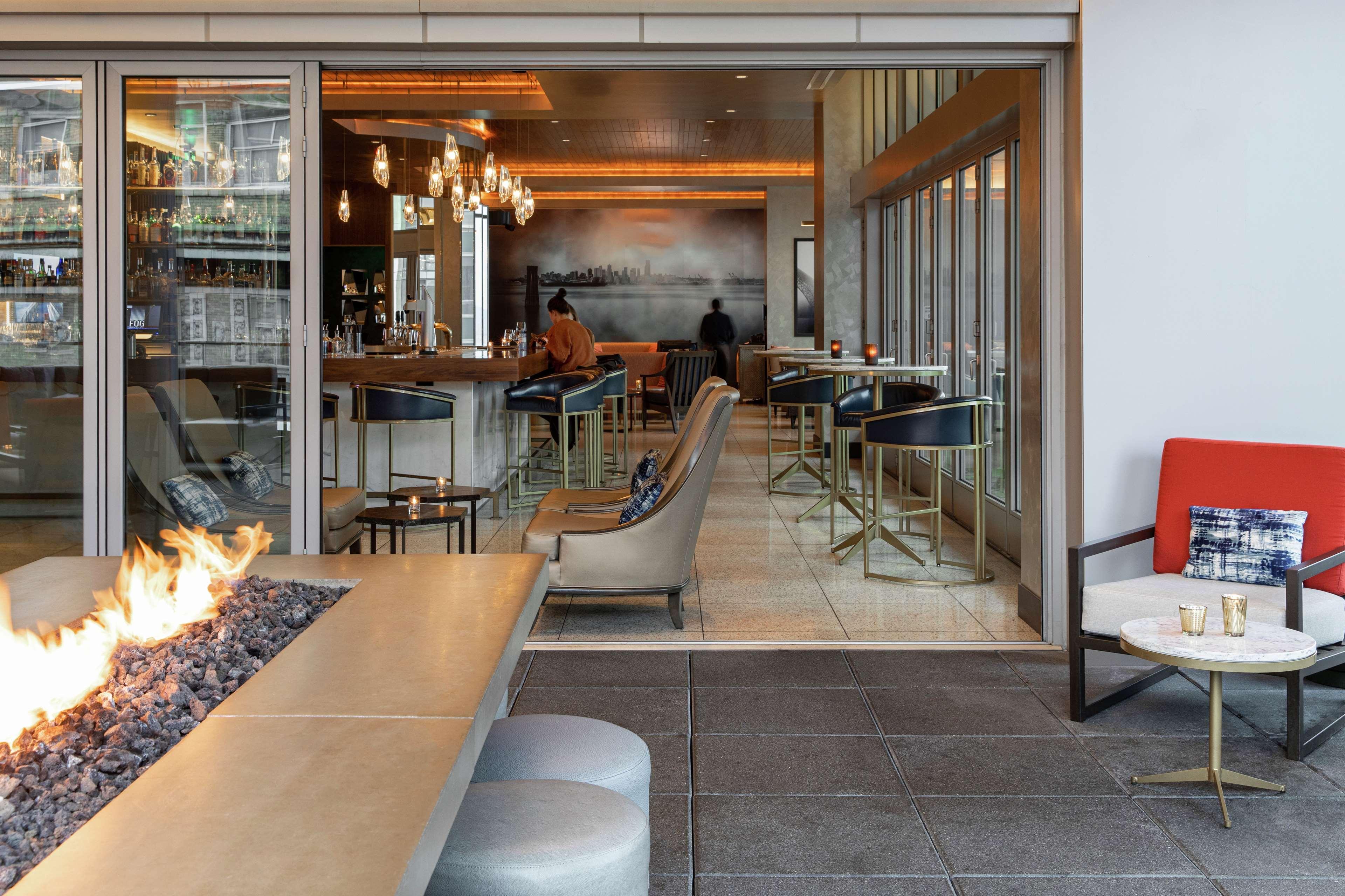 The Charter Hotel Seattle, Curio Collection By Hilton Екстериор снимка
