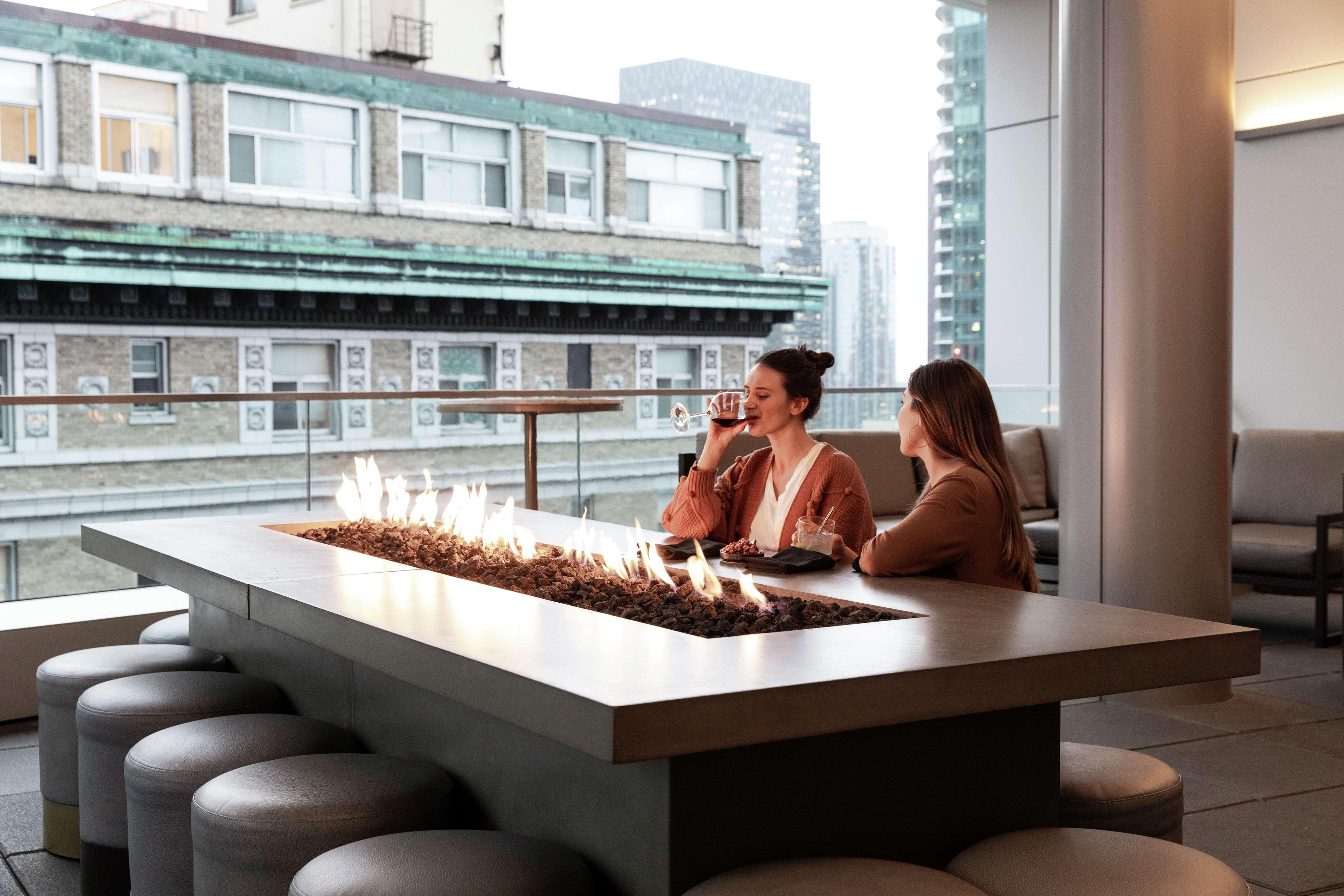 The Charter Hotel Seattle, Curio Collection By Hilton Екстериор снимка
